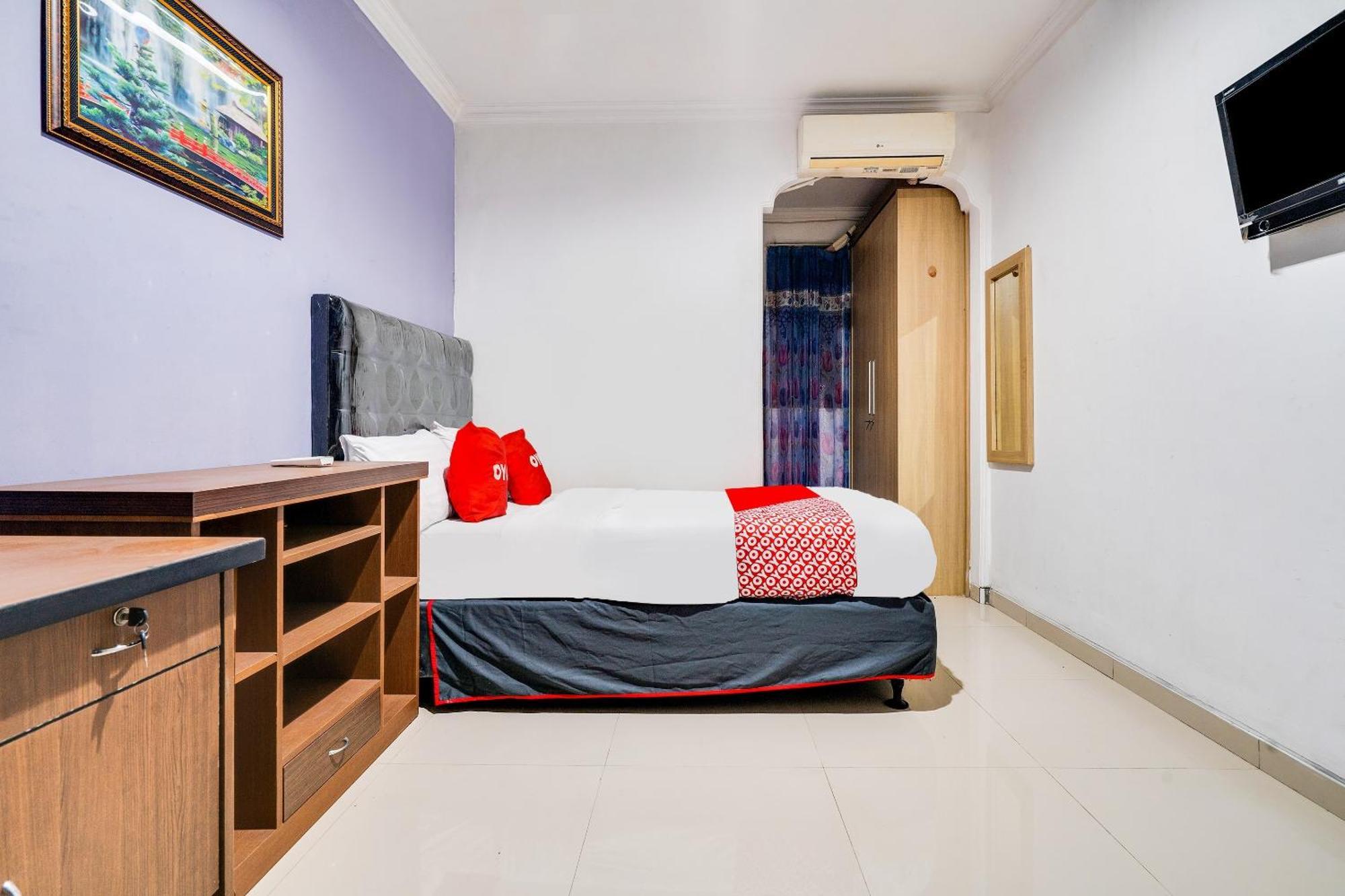 Oyo Life 91994 Sawerigading Jatinangor Syariah Hotel Sayang Екстериор снимка