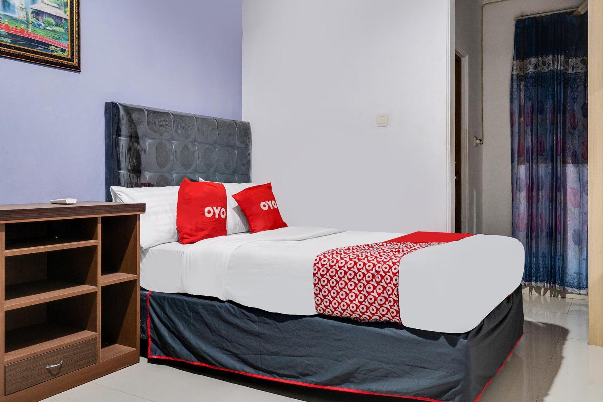 Oyo Life 91994 Sawerigading Jatinangor Syariah Hotel Sayang Екстериор снимка
