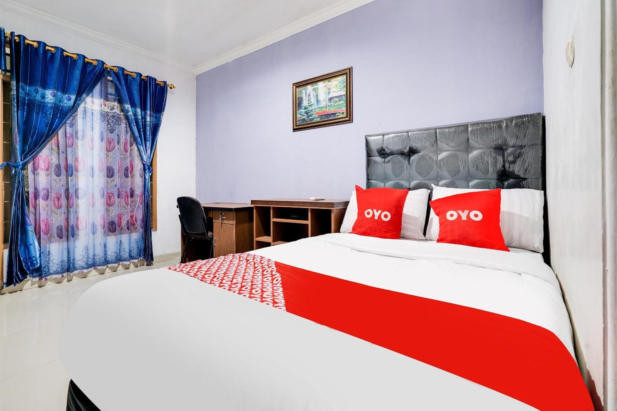Oyo Life 91994 Sawerigading Jatinangor Syariah Hotel Sayang Екстериор снимка