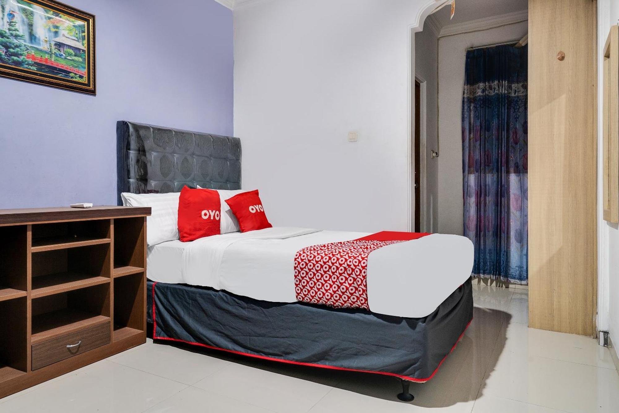 Oyo Life 91994 Sawerigading Jatinangor Syariah Hotel Sayang Екстериор снимка